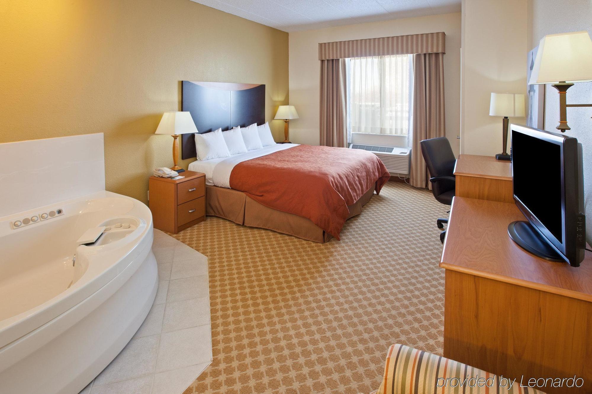 Country Inn & Suites By Radisson, Port Clinton, Oh מראה חיצוני תמונה